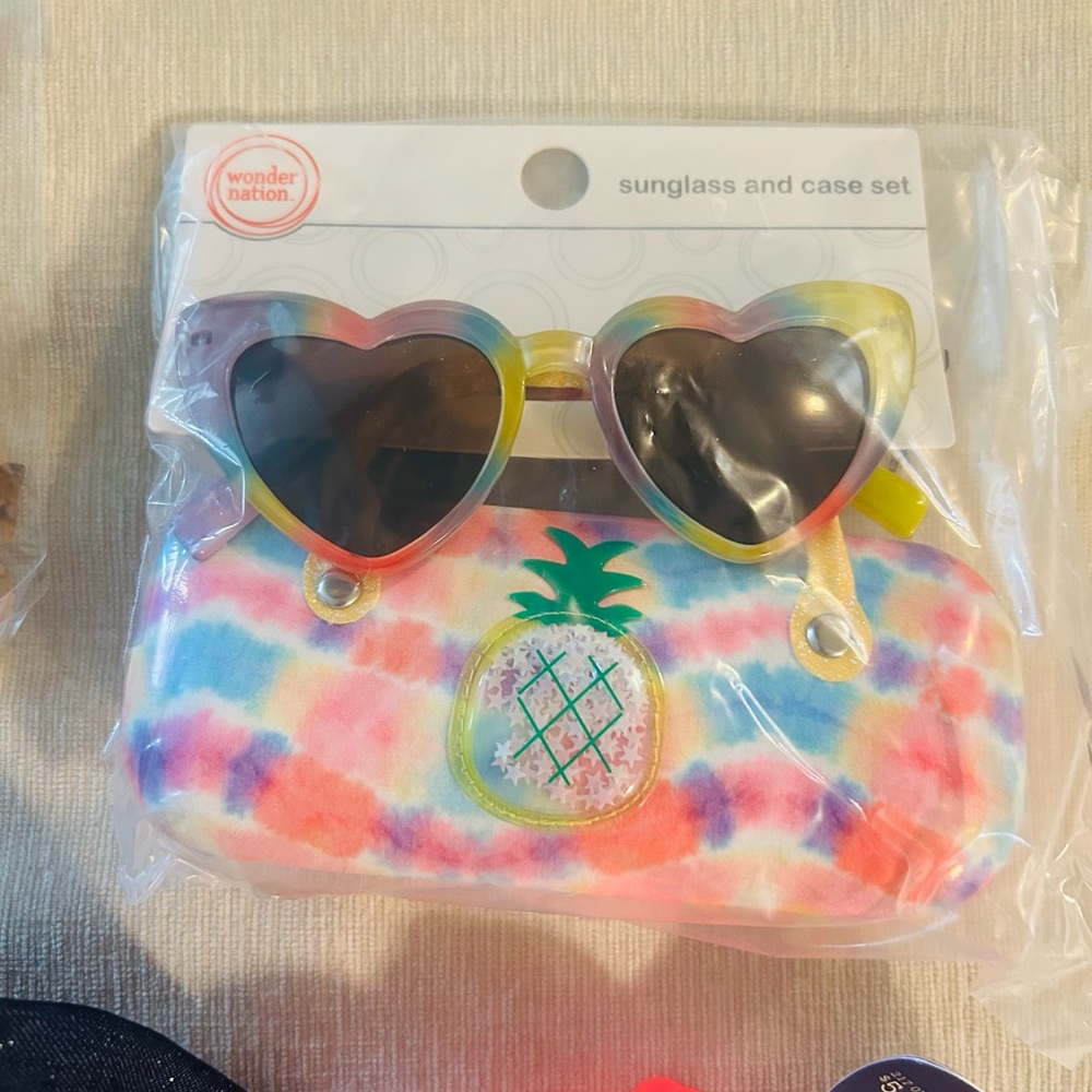Girls bundle - Picture 4 of 5